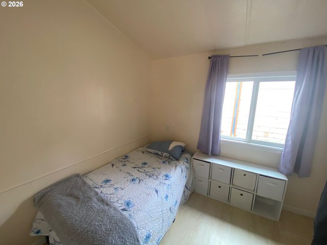 401 Se SURF Ave, Lincoln City, OR 97367