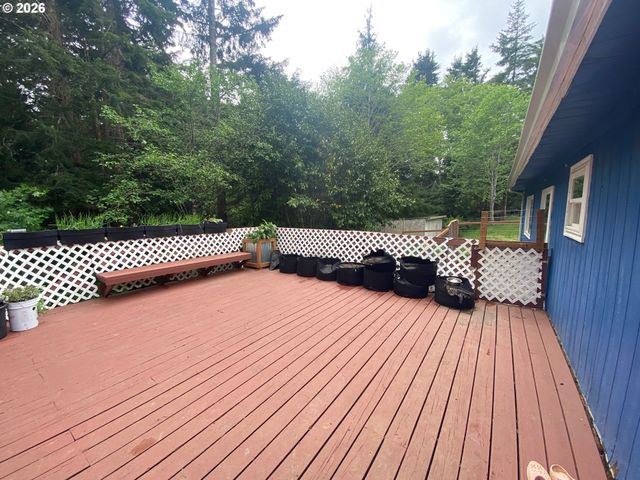 401 Se SURF Ave, Lincoln City, OR 97367