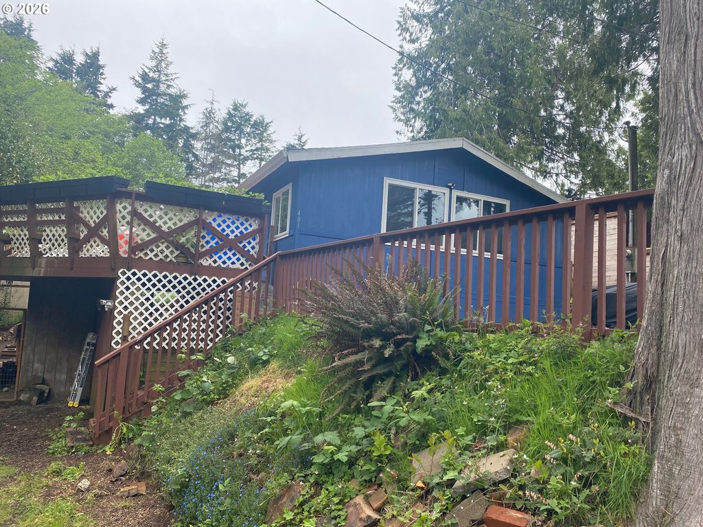 401 Se SURF Ave, Lincoln City, OR 97367