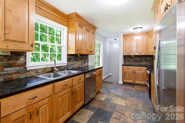 6742 Wild Turkey Lane, Charlotte, NC 28214