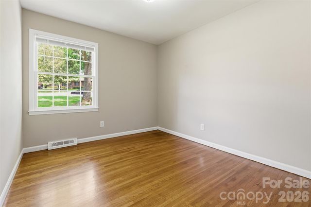 6742 Wild Turkey Lane, Charlotte, NC 28214