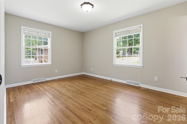 6742 Wild Turkey Lane, Charlotte, NC 28214