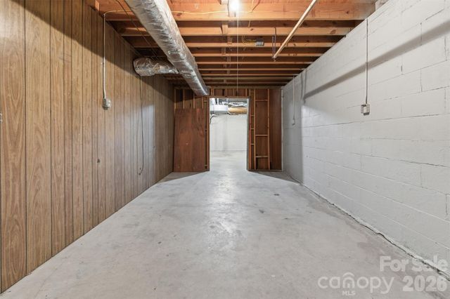 6742 Wild Turkey Lane, Charlotte, NC 28214
