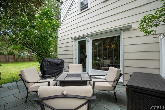 10775 Main Street, Clarence, NY 14031