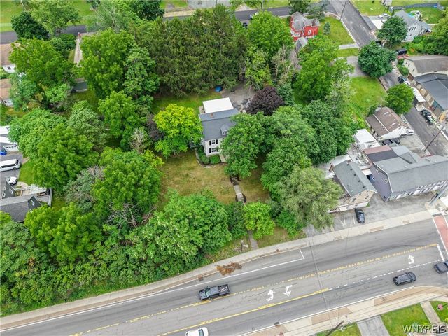 10775 Main Street, Clarence, NY 14031