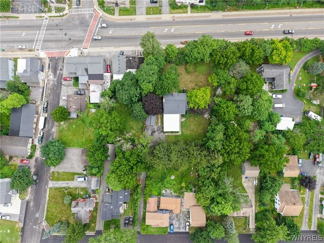 10775 Main Street, Clarence, NY 14031