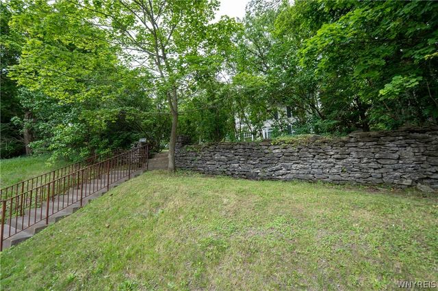 10775 Main Street, Clarence, NY 14031