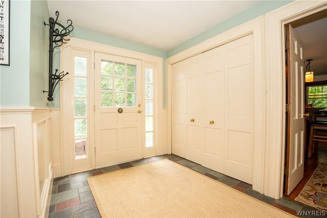 10775 Main Street, Clarence, NY 14031
