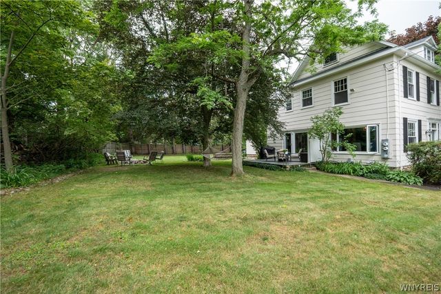 10775 Main Street, Clarence, NY 14031