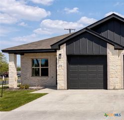 414 W Avenue C, Copperas Cove, TX 76522