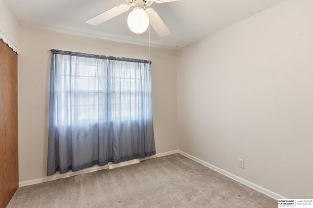 4628 Crestline Street, Omaha, NE 68134