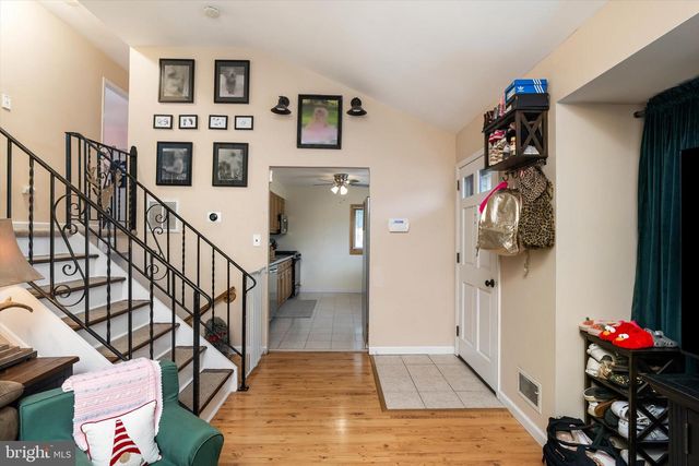 1 HASTINGS RD, Hamilton, NJ 08620