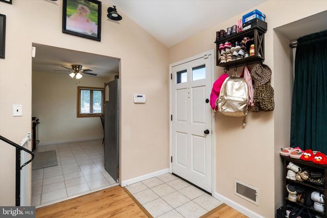 1 HASTINGS RD, Hamilton, NJ 08620