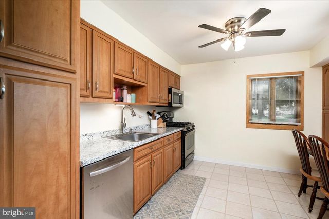 1 HASTINGS RD, Hamilton, NJ 08620