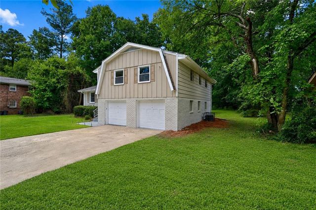 4135 Moore Road, Conley, GA 30288