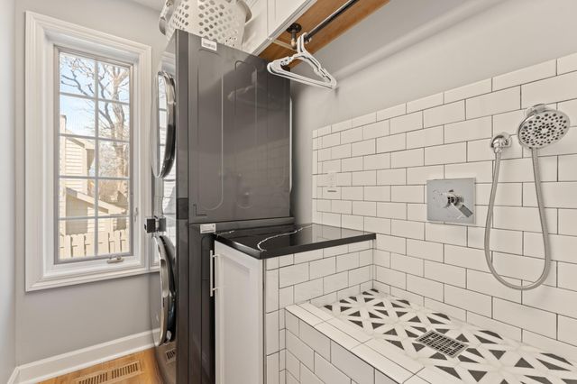 1122 Foxcroft Lane SW, Rochester, MN 55902