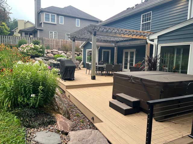 1122 Foxcroft Lane SW, Rochester, MN 55902