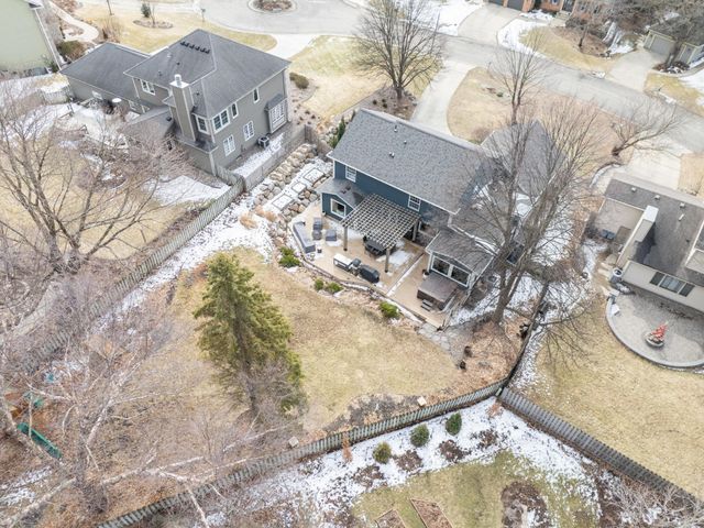 1122 Foxcroft Lane SW, Rochester, MN 55902