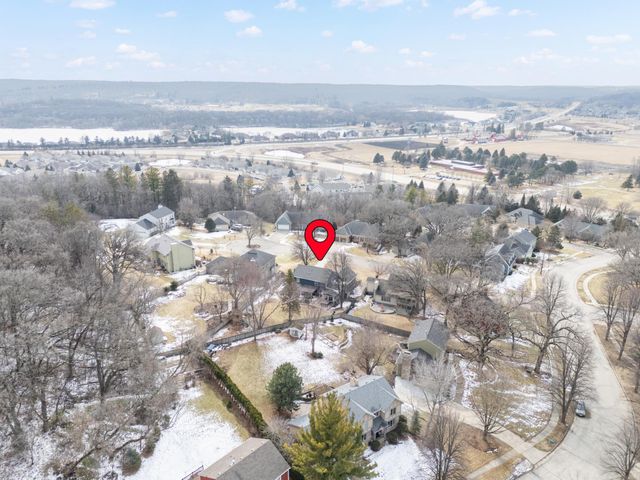 1122 Foxcroft Lane SW, Rochester, MN 55902