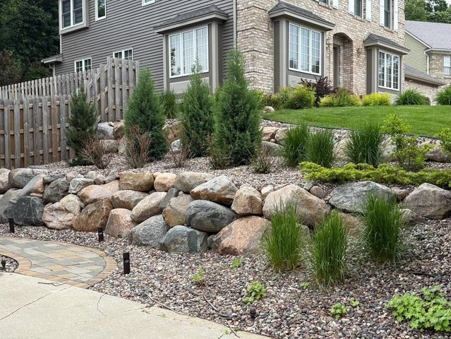 1122 Foxcroft Lane SW, Rochester, MN 55902