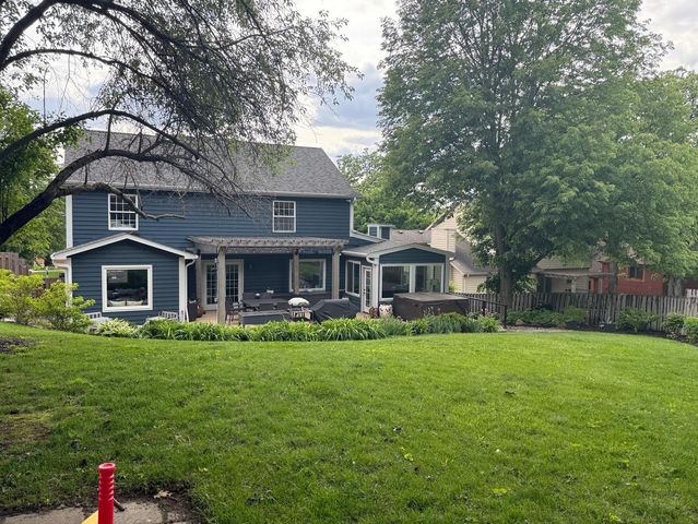 1122 Foxcroft Lane SW, Rochester, MN 55902