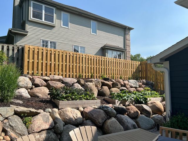 1122 Foxcroft Lane SW, Rochester, MN 55902