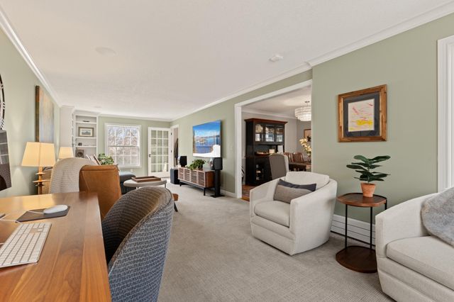 1122 Foxcroft Lane SW, Rochester, MN 55902