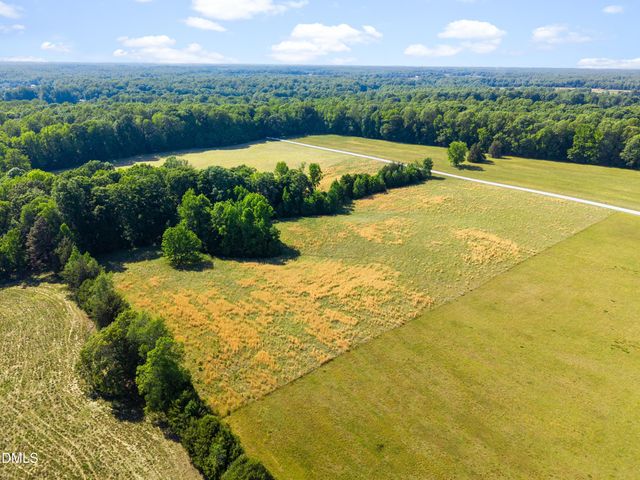 3 Deer Run Trail, Hillsborough, NC 27278