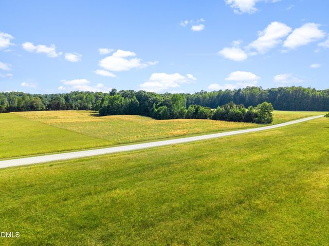 3 Deer Run Trail, Hillsborough, NC 27278