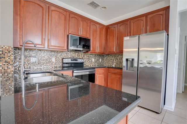 15204 WINDMILL HARBOR COURT, Orlando, FL 32828