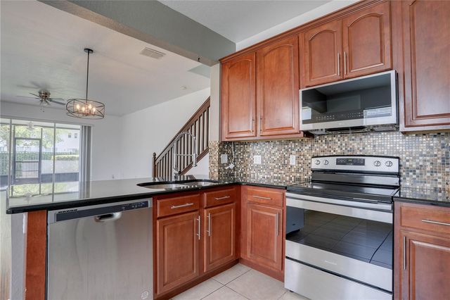 15204 WINDMILL HARBOR COURT, Orlando, FL 32828