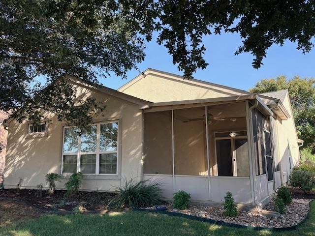 318 Crockett LOOP, Georgetown, TX 78633