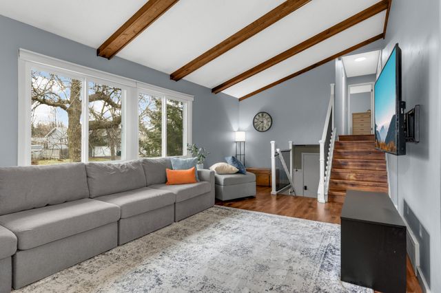 9724 Jackson Street NE, Blaine, MN 55434