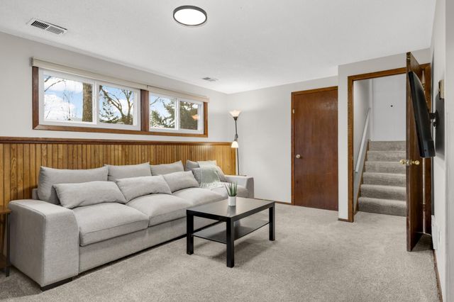 9724 Jackson Street NE, Blaine, MN 55434