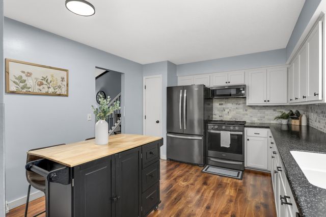 9724 Jackson Street NE, Blaine, MN 55434