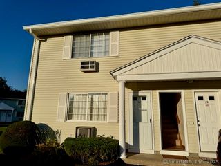 22 Lisa Court APT 12, Waterbury, CT 06704