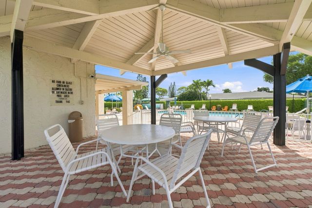 2400 Malayan Drive 94-D, Delray Beach, FL 33445