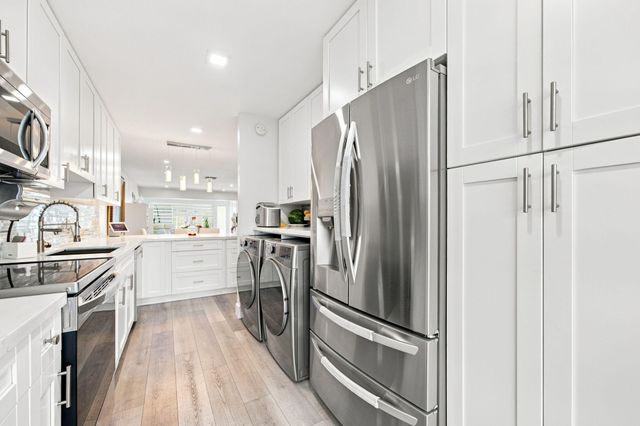 2400 Malayan Drive 94-D, Delray Beach, FL 33445