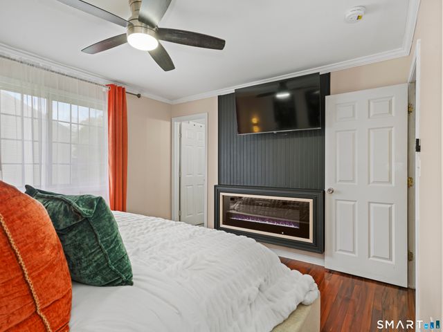 37 Kingswood Drive, New Haven, CT 06513