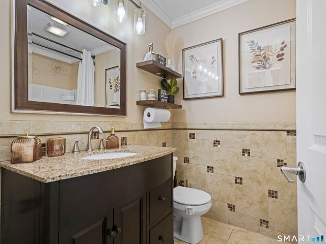 37 Kingswood Drive, New Haven, CT 06513