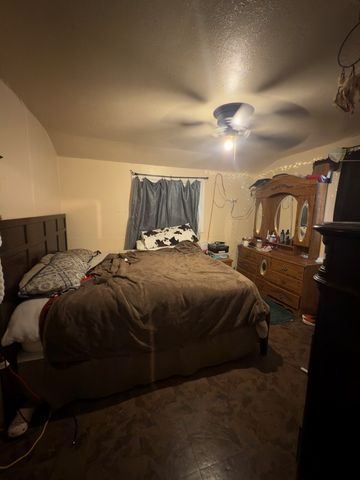 310 SE 3rd St, Andrews, TX 79714