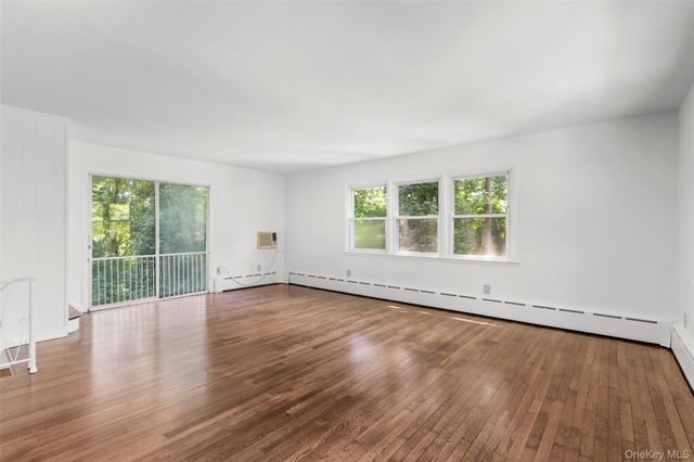 14 Jones Place, White Plains, NY 10606