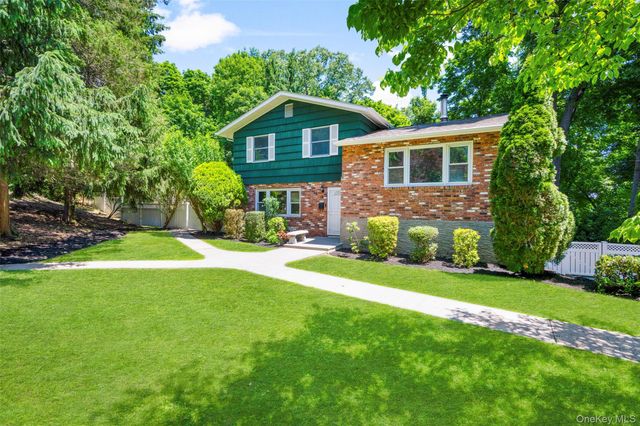 14 Jones Place, White Plains, NY 10606