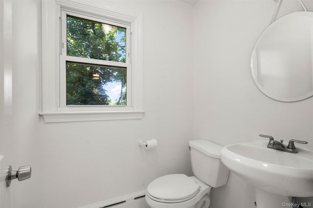 14 Jones Place, White Plains, NY 10606