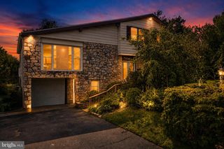 3036 SUSQUEHANNA RD, Abington, PA 19001