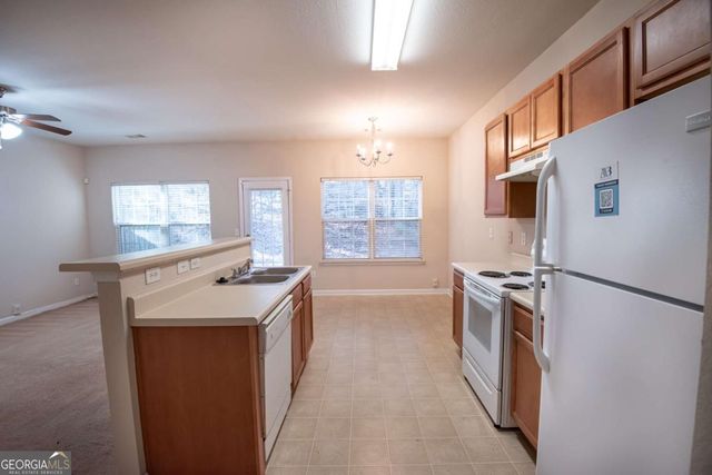 1259 Chinon Point, Lithonia, GA 30058