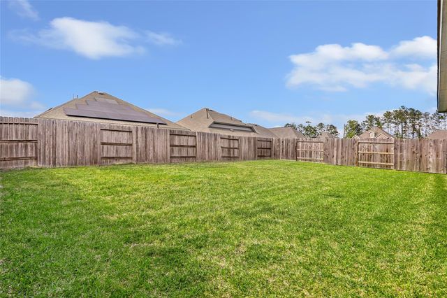 9423 Pelican Cliff Court, Houston, TX 77365