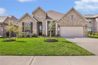 9423 Pelican Cliff Court, Houston, TX 77365