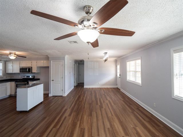 1109 Moonshine Court, Noble, OK 73068