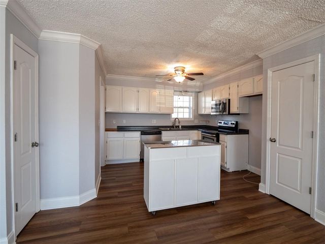 1109 Moonshine Court, Noble, OK 73068